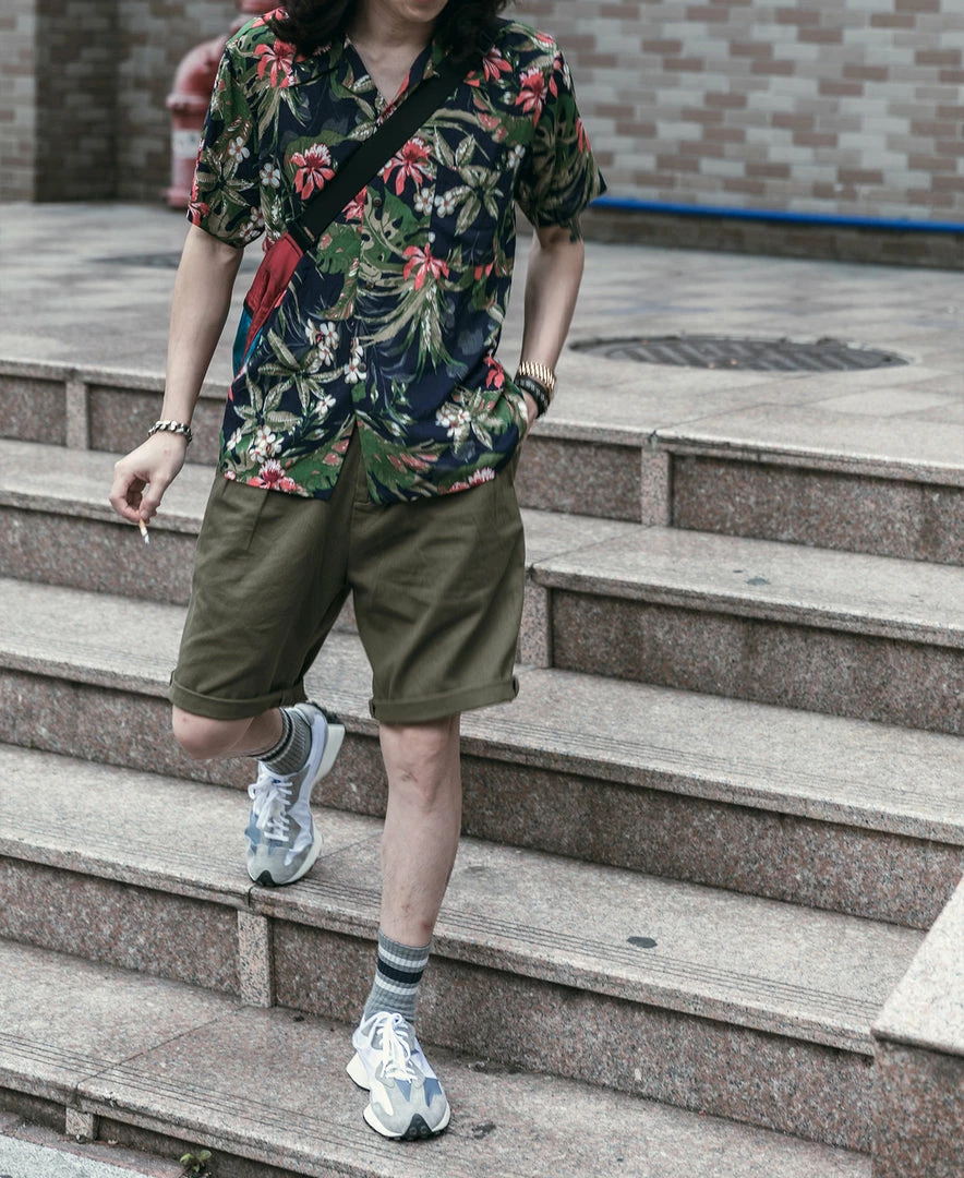 Non Stock Classic Straight Leg Double Pleated Shorts - Olive 5 Non Stock Classic Straight Leg Double Pleated Shorts - Olive