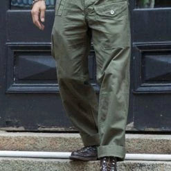Non Stock 1943 British Army KD & JG Gurkha Bermuda Pants 44 Non Stock 1943 British Army KD & JG Gurkha Bermuda Pants