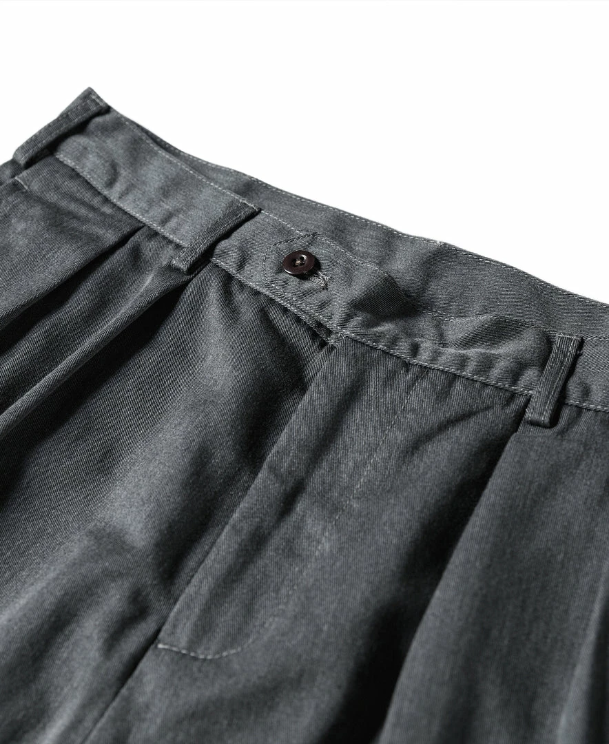 Non Stock Classic Straight Leg Double Pleated Shorts - Gray 12 Non Stock Classic Straight Leg Double Pleated Shorts - Gray